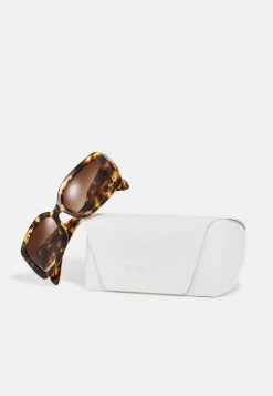 Michael Kors CORFU - Gafas De Sol - Brown, Mujer -Ofertas Michael Kors Tienda 126cf8ff968a4976a0f3df73bdfc9a11