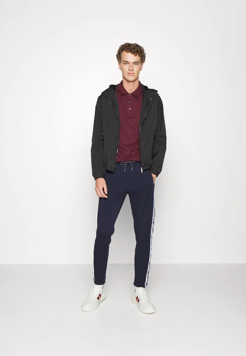 Michael Kors SLEEK - Polo - Cordovan, Hombre 4 Michael Kors SLEEK - Polo - Cordovan, Hombre - Imagen 2