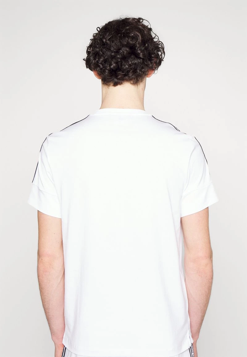 Michael Kors NEW EVERGREEN LOGO TEE - Camiseta Estampada - White, Hombre 5 Michael Kors NEW EVERGREEN LOGO TEE - Camiseta Estampada - White, Hombre - Imagen 3