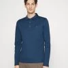 Michael Kors SLEEK - Polo - Blue, Hombre 2 Michael Kors SLEEK - Polo - Blue, Hombre -Ofertas Michael Kors Tienda 3a83f5c727124cfa89d3e5e1eb2497b0