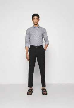 Michael Kors LARGE LEAF PRINT - Camisa - Dark Midnight, Hombre 10 Michael Kors LARGE LEAF PRINT - Camisa - Dark Midnight, Hombre -Ofertas Michael Kors Tienda 578d9b40092848828f28362a5e5ddb1a