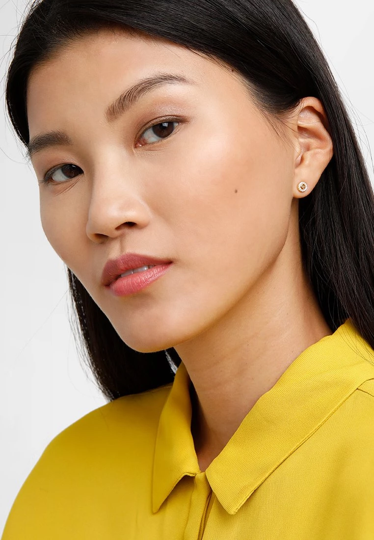 Michael Kors PREMIUM - Pendientes - Gold-coloured, Mujer 4 Michael Kors PREMIUM - Pendientes - Gold-coloured, Mujer - Imagen 2