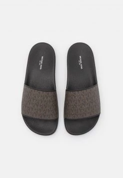 Michael Kors JAKE SLIDE - Sandalias Planas - Brown/black, Hombre 11 Michael Kors JAKE SLIDE - Sandalias Planas - Brown/black, Hombre -Ofertas Michael Kors Tienda ca7c9516db714a1b962843c12bd1ead7