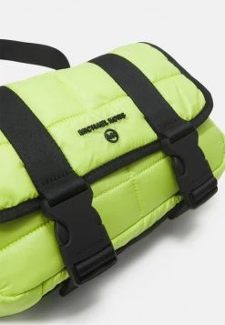 Michael Kors FLAP BELT BAG - Bandolera - Limeade, Unisexo 9 Michael Kors FLAP BELT BAG - Bandolera - Limeade, Unisexo -Ofertas Michael Kors Tienda cb0794e4a6504b2b93f46db20962e886