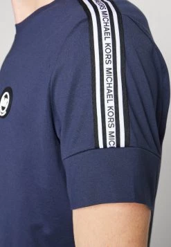 Michael Kors NEW EVERGREEN LOGO TEE - Camiseta Estampada - Midnight, Hombre -Ofertas Michael Kors Tienda e67de25c39ea484889874eb2f7c10f7d