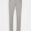 Michael Kors GRAY PARKER - Vaqueros Slim Fit - Bedford, Hombre -Ofertas Michael Kors Tienda faf91c55dbd948cda750c04719dd84bb